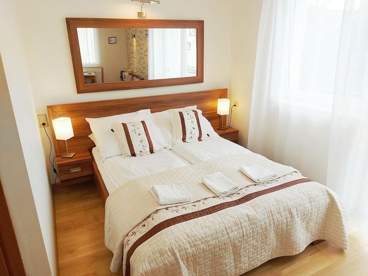 Privat overnatting M A R I A *